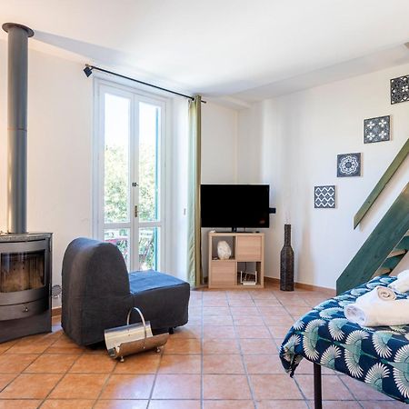 شقة Casa Ginevra - 3 Minutes Walk From The Sea ليفورنو المظهر الخارجي الصورة
