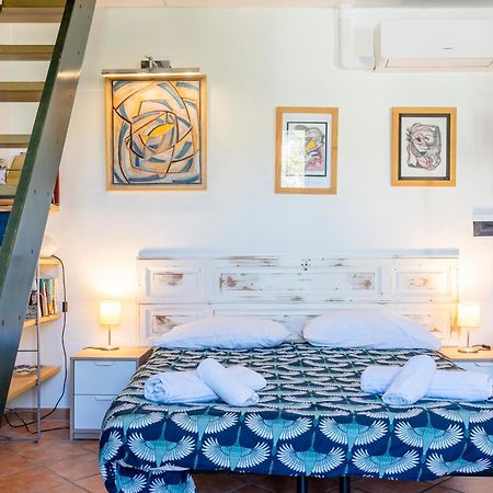 شقة Casa Ginevra - 3 Minutes Walk From The Sea ليفورنو المظهر الخارجي الصورة